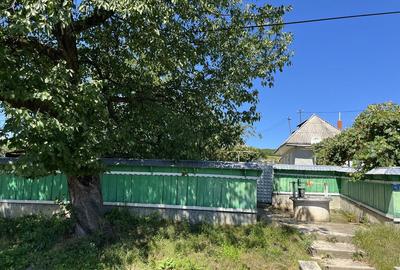 Casă cu 4 camere în Valea Albă - 1