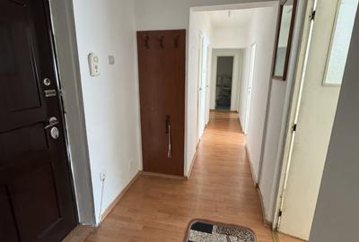Apartament cu 3 camere decomandat în Central - 3