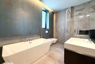 Casă cu 7 camere cu Teren 800 Mp în Est - 11