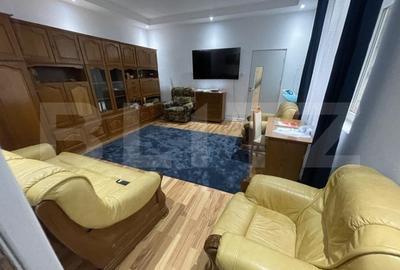 Apartament mobilat, parcare, curte, 3 camere, 91 mp Sinaia