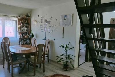 Apartament cu 3 camere decomandat în Exterior Vest - 1