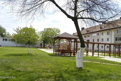 Stefanesti - Valea Mare Stadion, apartament 3 camere, etaj 1, 65 mp! - 2