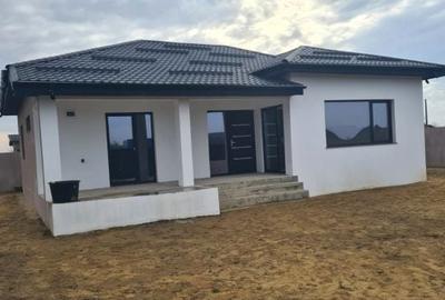 Casă cu 3 camere cu Teren 844 Mp în Central - 16