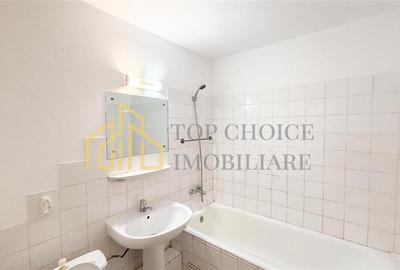 Apartament cu 3 camere semidecomandat, mobilat în 1 Mai - 26