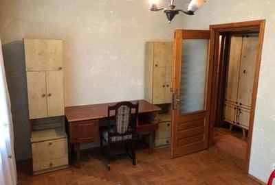Apartament cu 3 camere nedecomandat în Central - 2