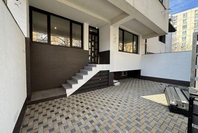 Apartament cu 5 camere decomandat în Crângași - 38