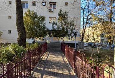 Garsonieră decomandată, mobilată în Titan - 7