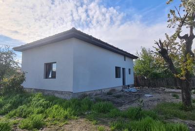 Casă individuală cu 2 camere cu Canalizare în Berceni - 3
