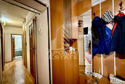 Apartament 3 camere, 2 bai, decomandat, etaj intermediar, lift, Fabric - 8
