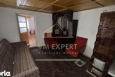 Casă cu 4 camere cu Teren 3038 Mp în Mălureni - 12