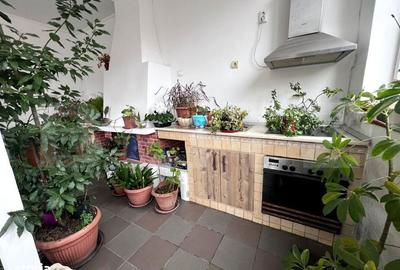 Casă cu 4 camere cu Teren 640 Mp în Central - 3