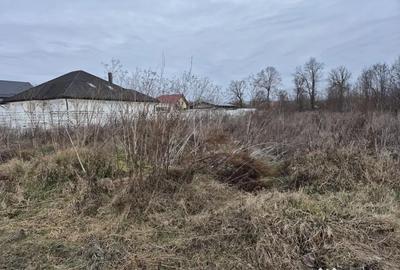 Teren de 1716 mp, în Central - 13