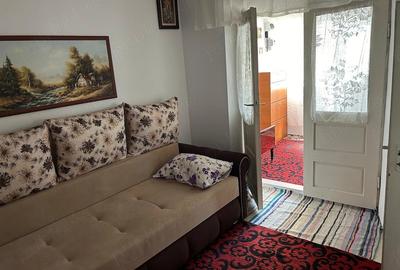 Casă cu Teren 968 Mp în Văcăreni - 5