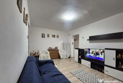 Apartament cu 3 camere semidecomandat, mobilat în Central - 1