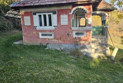 Vand loturi intravilane! - 2