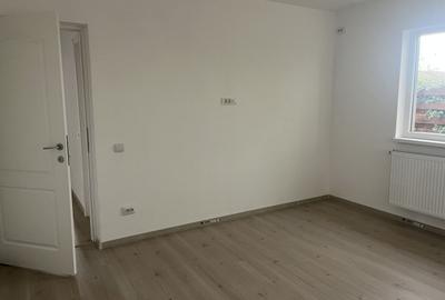 Glina stadion casa parter 4 camere - 37