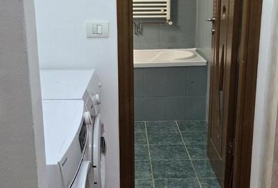 Apartament cu 3 camere semidecomandat în UTA