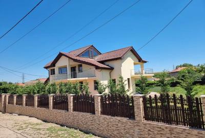 Casă cu 4 camere cu Teren 30 Mp în Cujmir - 3