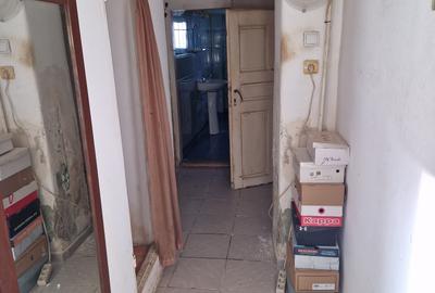 Apartament cu 3 camere decomandat în Astra - 8
