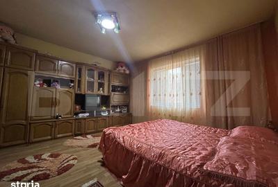 Casă cu 4 camere cu Teren 23850 Mp în Central - 7