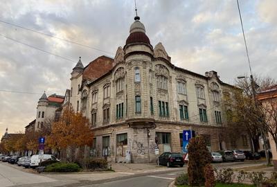 De vanzare spatiu comercial deosebit , clădire istorică , Timișoara. - 1