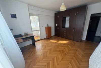Apartament cu 2 camere decomandat în Văcăresti - 12