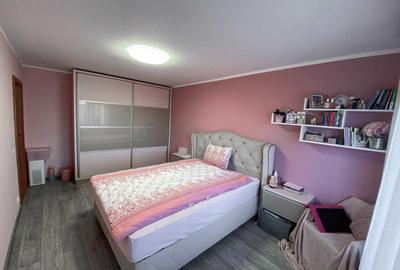 Casă cu 4 camere decomandat în Central - 2
