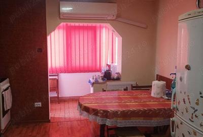 Apartament cu 3 camere în Central - 2