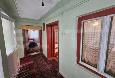 Casă cu 3 camere cu Teren 4313 Mp în Central - 4