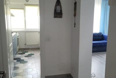 Apartament cu 2 camere semidecomandat, mobilat în 1 Mai - 8