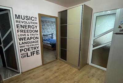 Inchiriez apartament cu 2 camere - 10