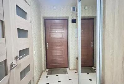 Garsonieră decomandată în Titan - 1