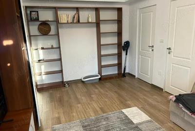 Vand apartament , 2 camere , semidecomandat , renovat , Micro 2 , etaj 4 - 2