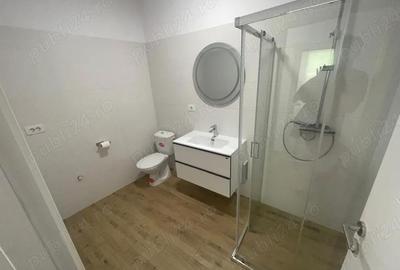 Spațiu comercial, de 70 mp, în Central - 3