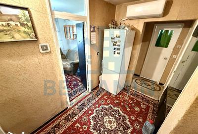 Apartament cu 2 camere decomandat în Rovine - 7