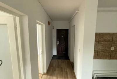 Apartament cu 3 camere decomandat în Central - 3