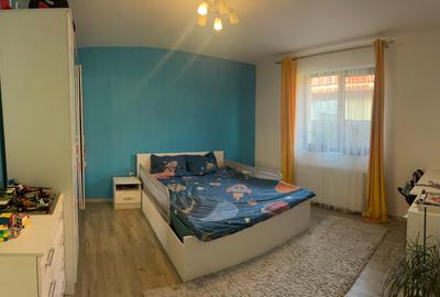 Casă individuală cu 4 camere cu Canalizare în Sânmihaiu Român - 12