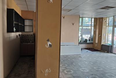 Spatiu comercial de inchiriat -  langa Colegiul National Spiru Haret - 5