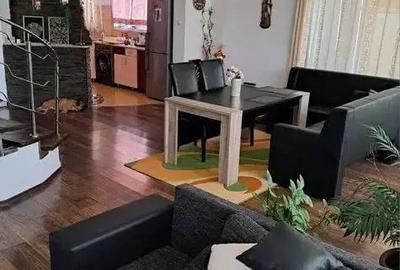 Casă cu 4 camere cu Teren 1300 Mp în Săndulești - 2