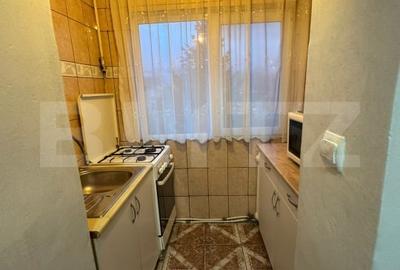 Apartament cu 3 camere de inchiriat, zona Bradet Apartament cu 3 camere de inchiriat, zona Bradet - 6