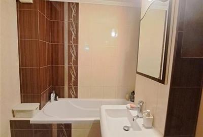 RECO Apartament cu trei camere decomandat - 12