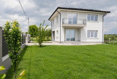Casă individuală cu 4 camere cu Teren 600 Mp în Aroneanu - 1