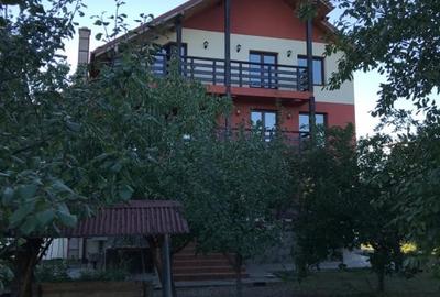 Casă individuală cu 7 camere cu Garaj în Crasna - 10