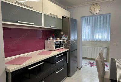 Apartament cu 2 camere decomandat în Nufărul - 3