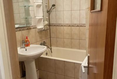 Garsoniera de inchiriat - Bd. Ghencea - Stadion Steaua - tramvai 41 - 1