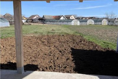 Casă cu 4 camere cu Teren 719 Mp în Livada de Bihor - 16