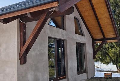 Casă cu Teren 984 Mp în Piatra - 2