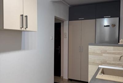 Apartament cu 3 camere în Central - 1