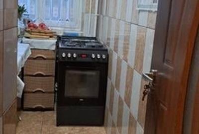 Apartament 3 camere zona Dacia etaj 2 cu centrala - 9
