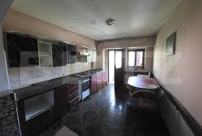 Apartament cu 3 camere, 75 mp, zona centrala - 4